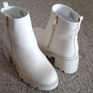 White Cream boots